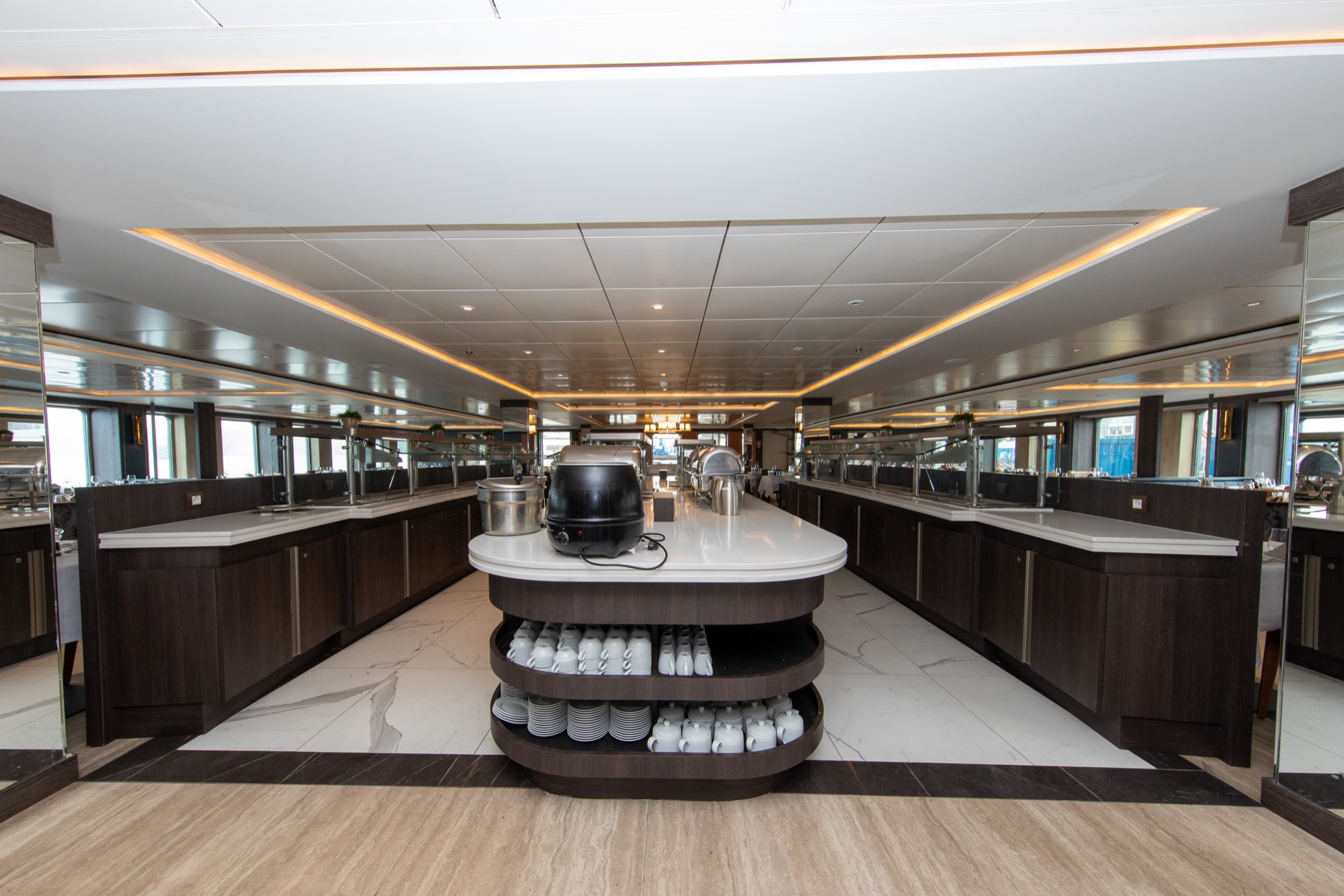 Quark Expeditions_World Explorer_Restaurant _3_.jpg